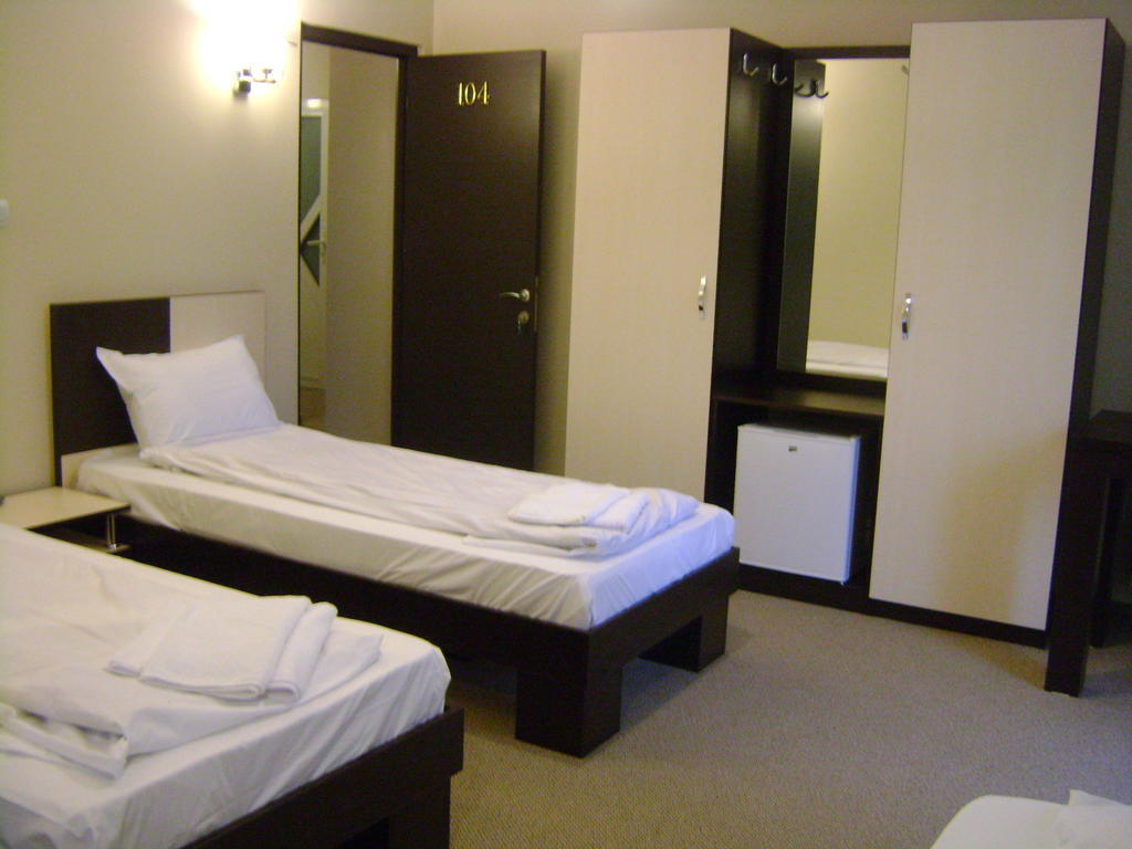 Hotel Babilon Bukarest Rum bild