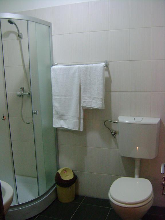 Hotel Babilon Bukarest Rum bild